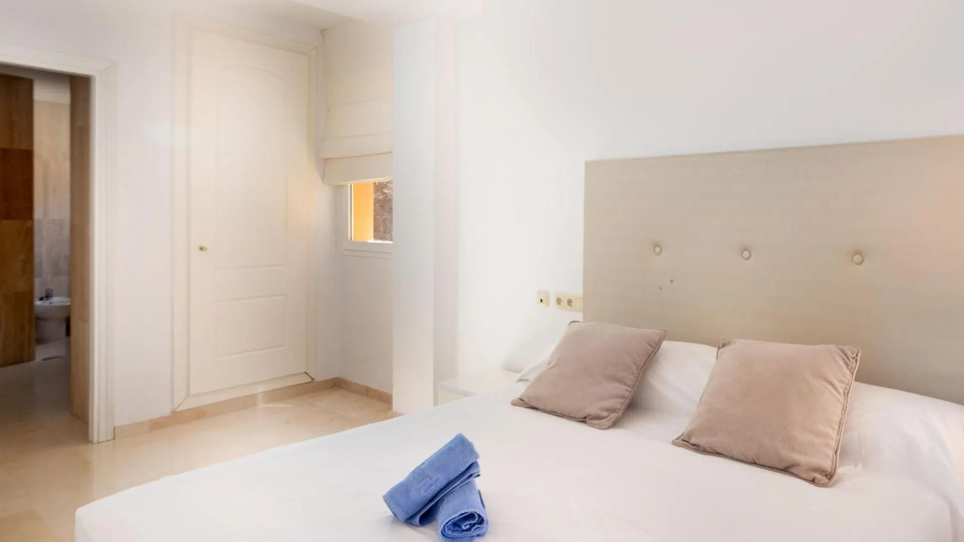 Apartment Los Lagos De Santa Maria By Interhome 마르베야