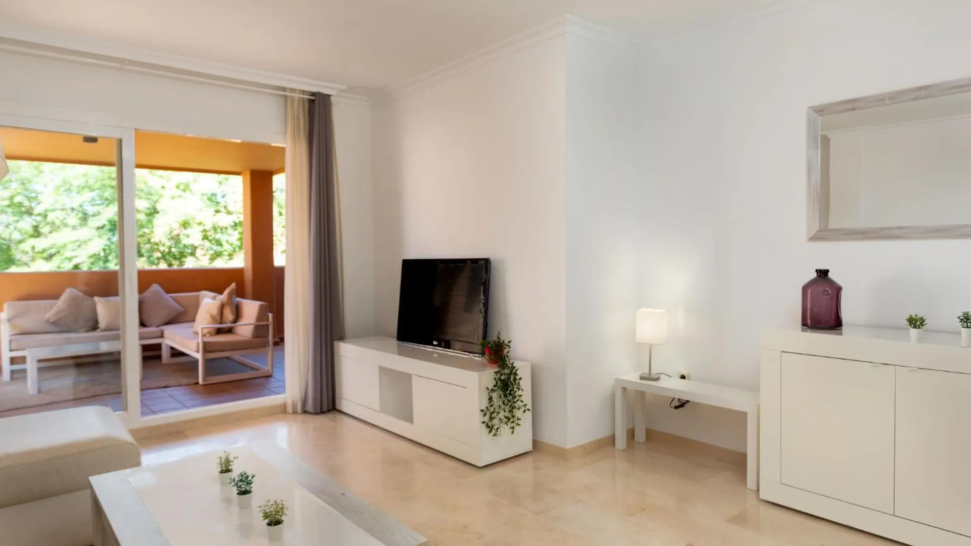 Apartment Los Lagos De Santa Maria By Interhome Marbella